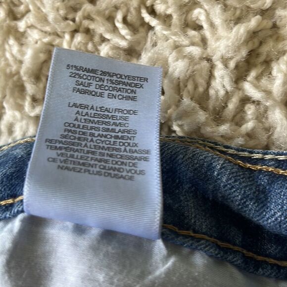 Levi's Jeans Genuinely Crafted Juniors Jean Short Size 9 Sewn Hem RN# 81917 - Picture 3 of 11